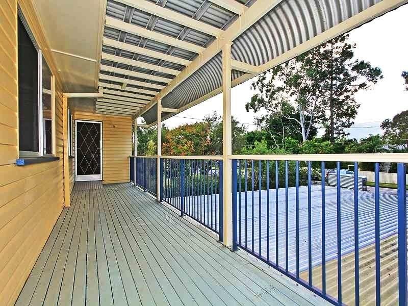 153 Kianawah Road, Wynnum West QLD 4178