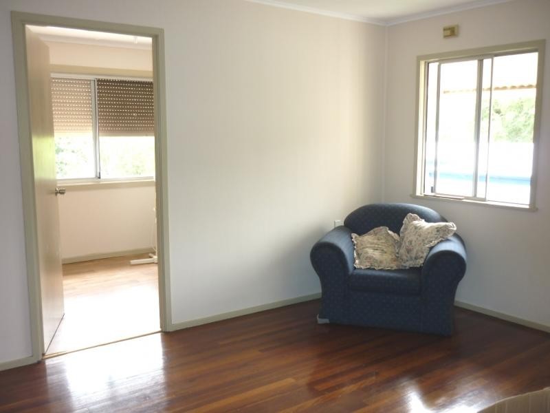 153 Kianawah Road, Wynnum West QLD 4178