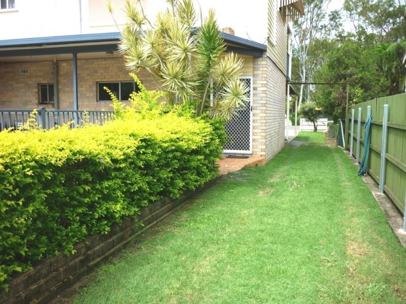 153 Kianawah Road, Wynnum West QLD 4178