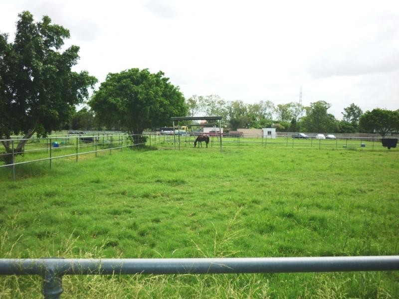 153 Kianawah Road, Wynnum West QLD 4178