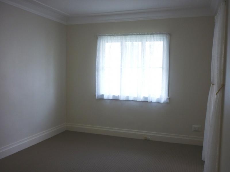 77 Southwick Street, Wynnum QLD 4178