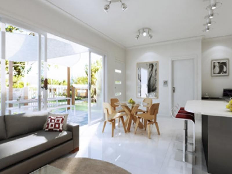 1 and 5 / 52 Dibar Street, Wynnum QLD 4178