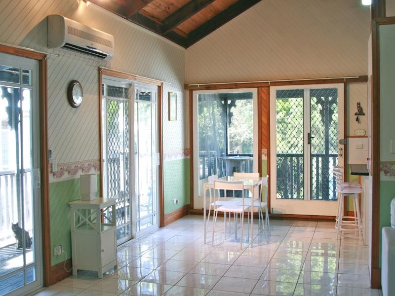 63 Coombe Avenue, Hope Island QLD 4212