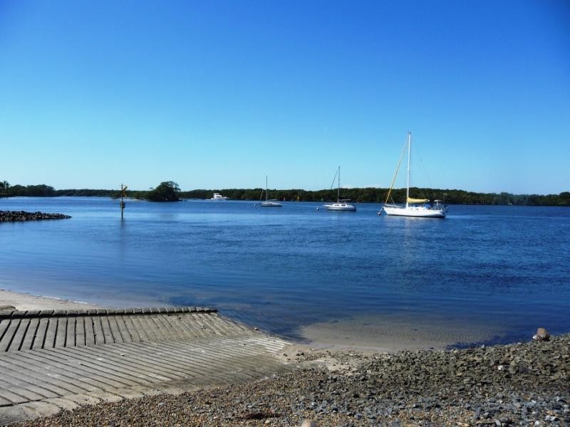 63 Coombe Avenue, Hope Island QLD 4212