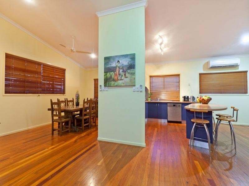 2 Macdonald Street, Lota QLD 4179