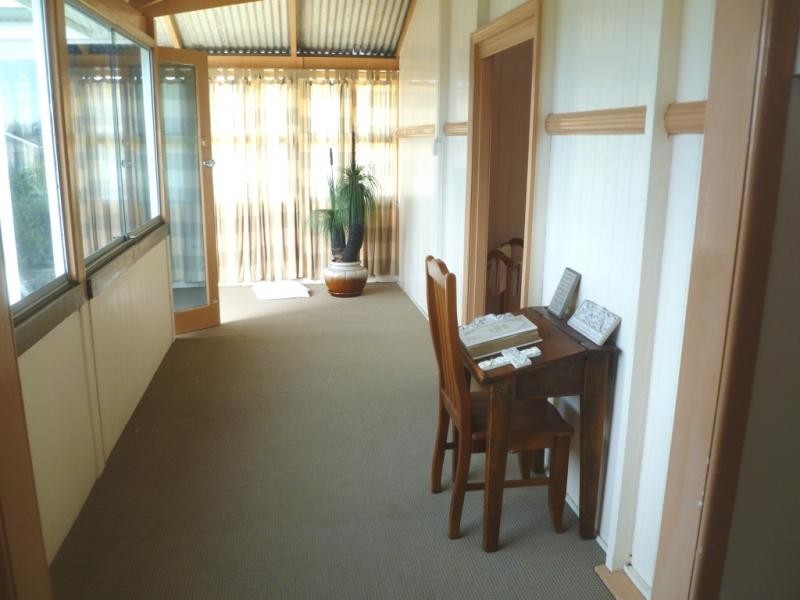 3 Melville Terrace, Manly QLD 4179