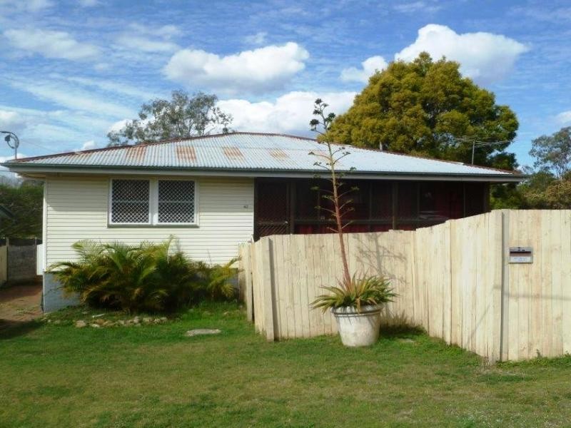 42 Leslie Street, East Ipswich QLD 4305