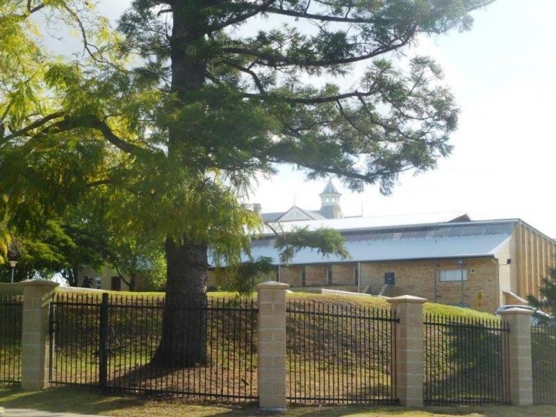42 Leslie Street, East Ipswich QLD 4305