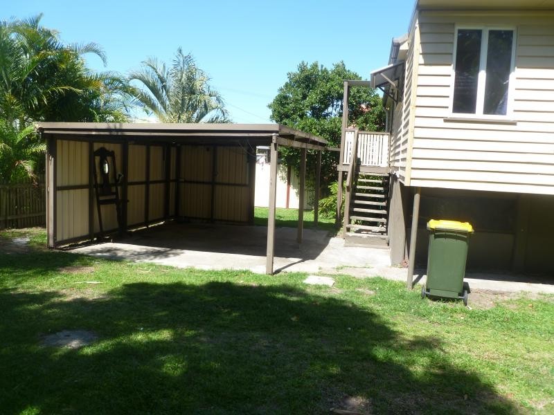 7 Violet Street, Wynnum QLD 4178