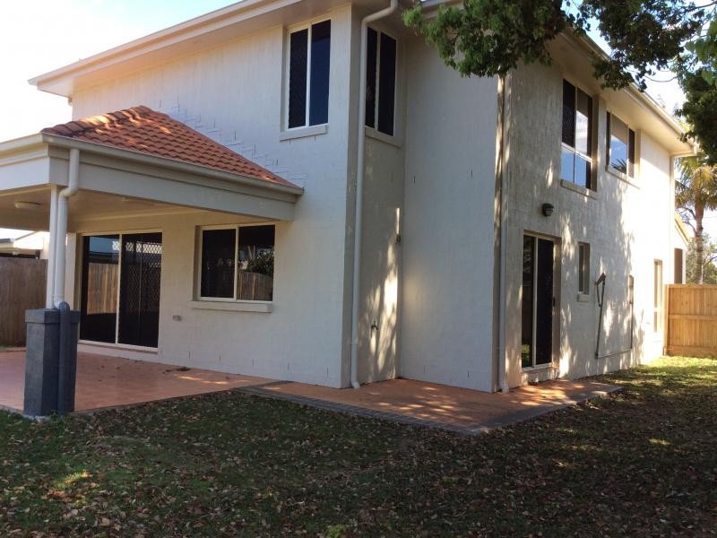 155 Stradbroke Avenue, Wynnum QLD 4178