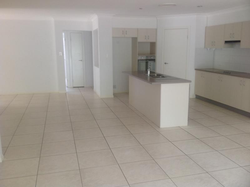 23 Sunningdale Drive, Redland Bay QLD 4165