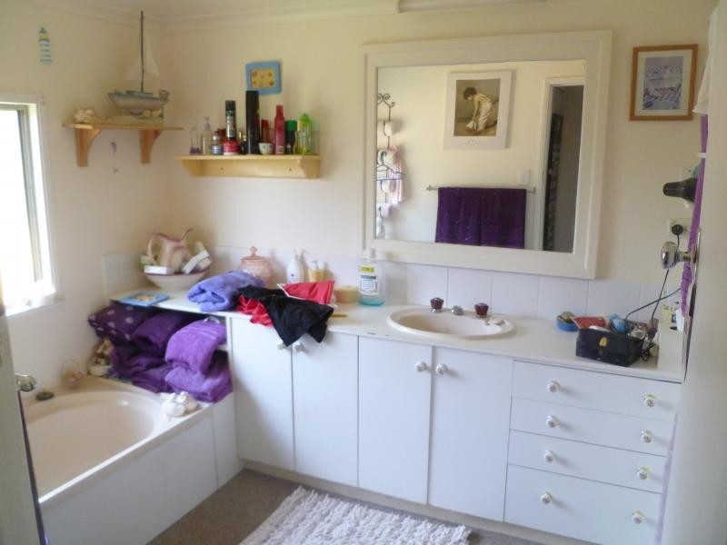 19 Wallangarra Road, Stanthorpe QLD 4380