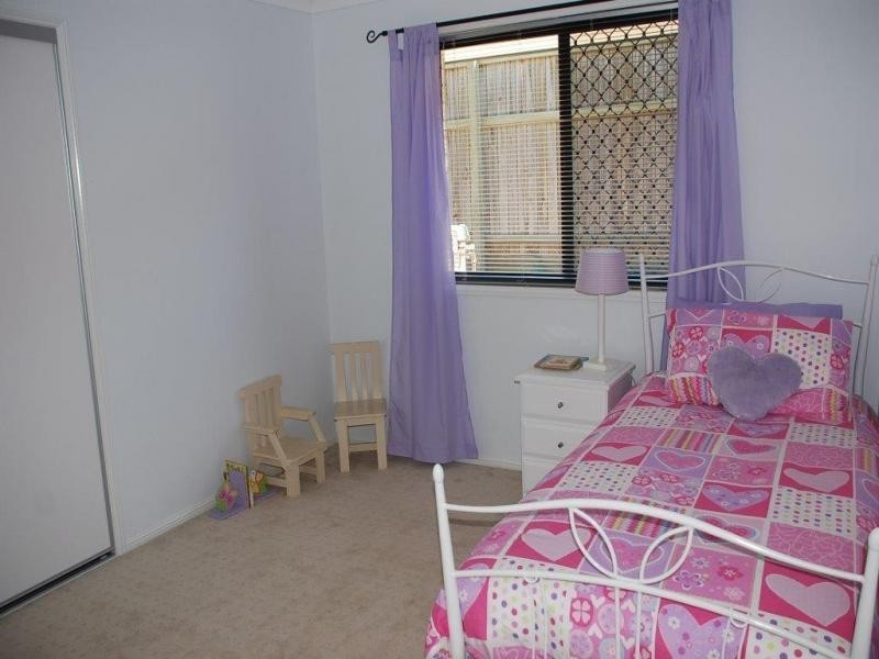 2 Whepstead Avenue, Wellington Point QLD 4160
