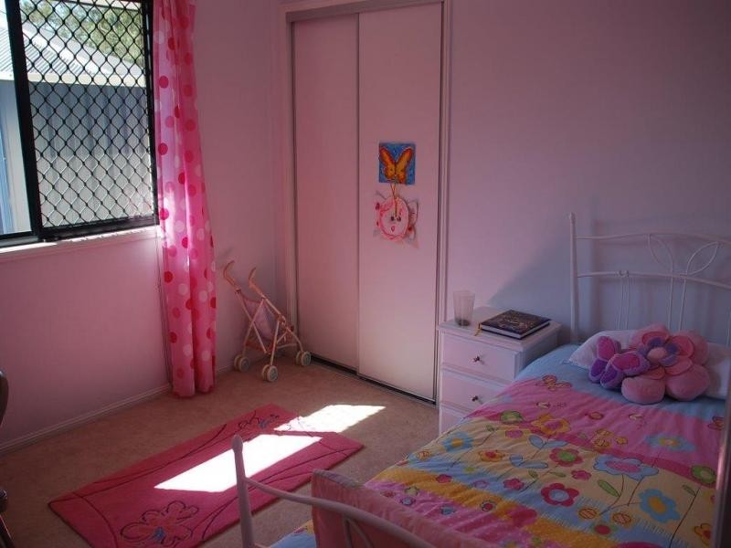 2 Whepstead Avenue, Wellington Point QLD 4160