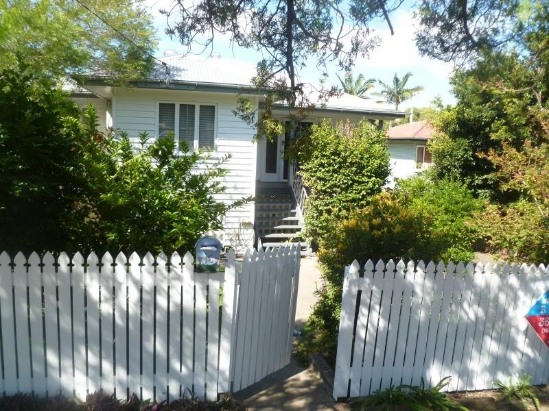 16 Norland Street, Wynnum QLD 4178