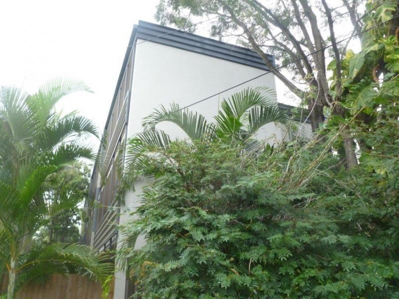 3/5 HARDGRAVE ROA, West End QLD 4101