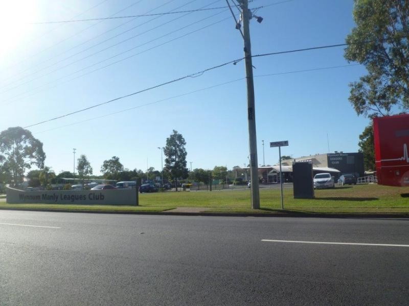21 Hellyer Street, Wynnum West QLD 4178