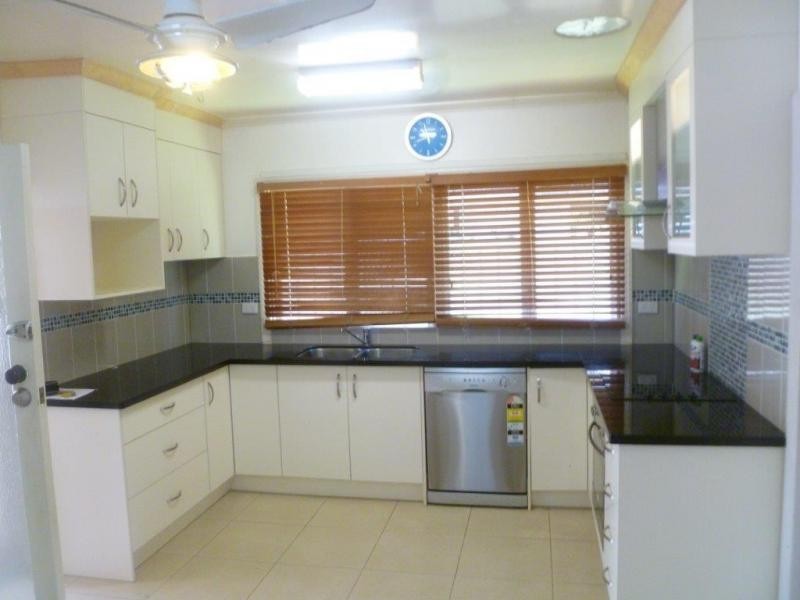 59 Malabar Street, Wynnum West QLD 4178