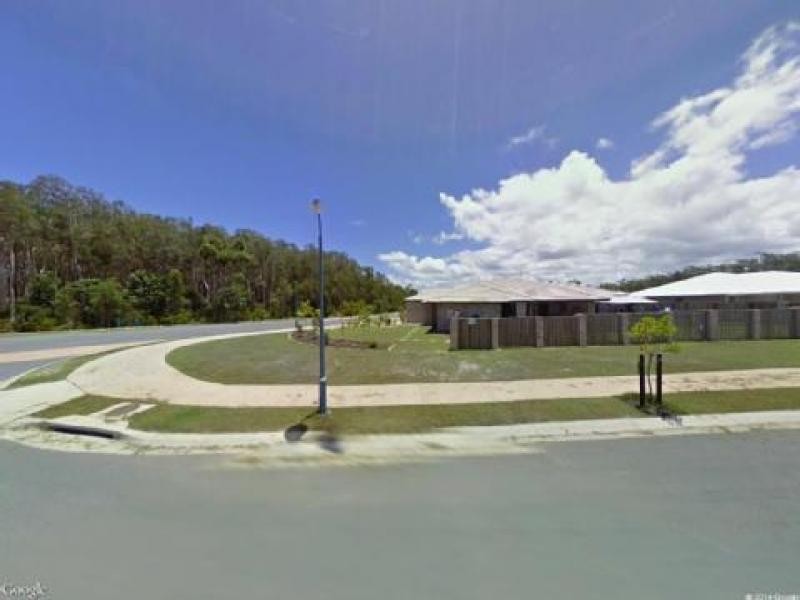25 Sandstone Boulevard, Ningi QLD 4511