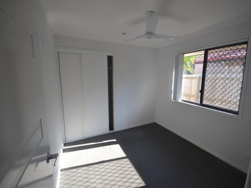 25 Sandstone Boulevard, Ningi QLD 4511