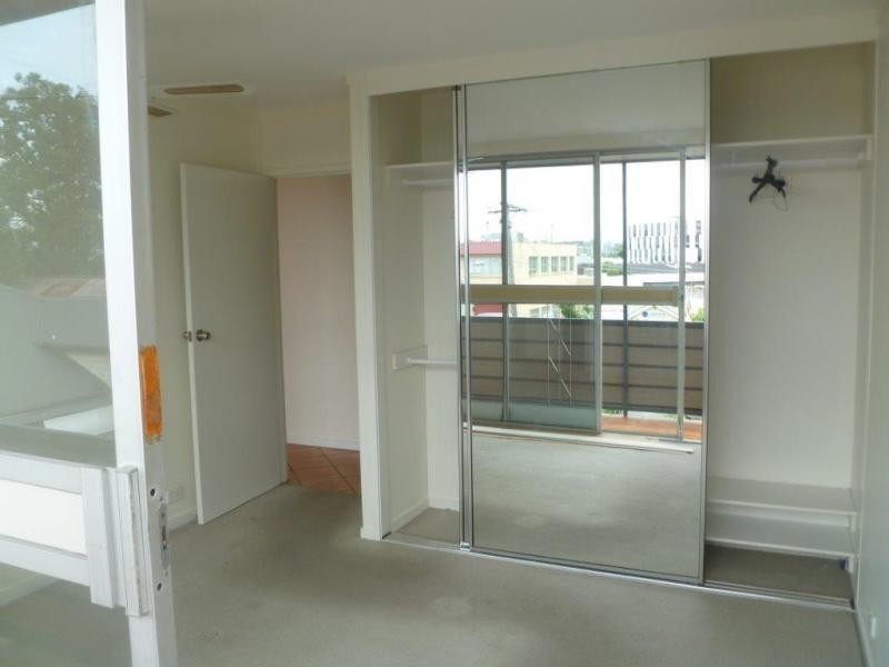 3/5 Hardgrave Road, West End QLD 4101