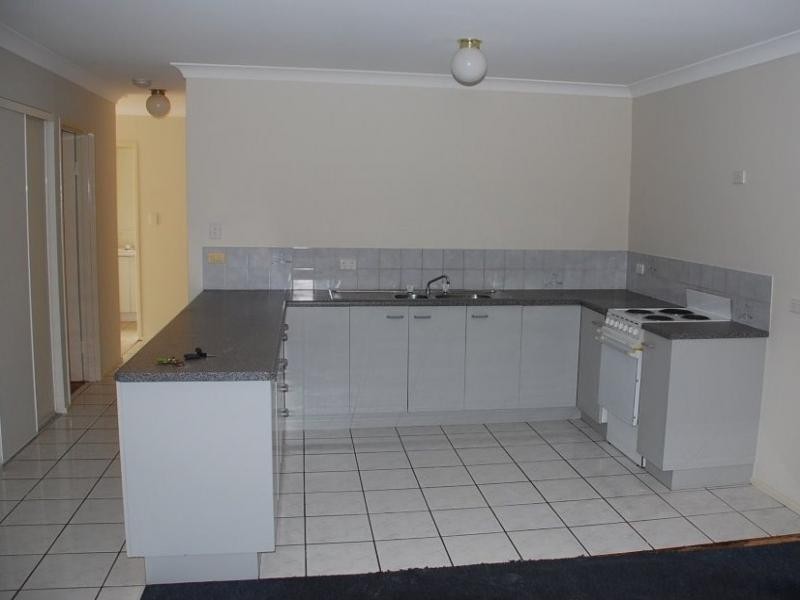 2/14 Duke Street, Slacks Creek QLD 4127