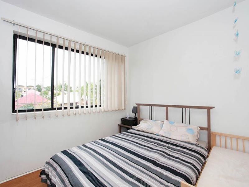 4/70 Latrobe Street, East Brisbane QLD 4169