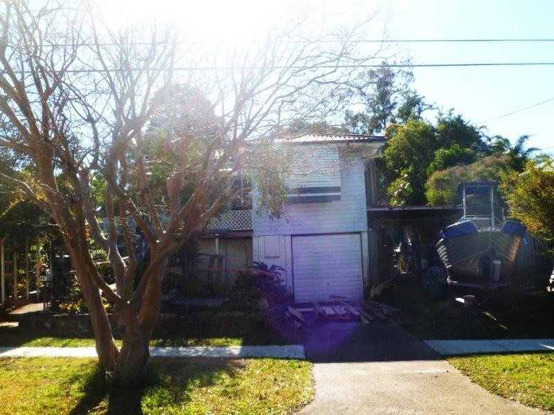 40 Harman Street, Manly QLD 4179