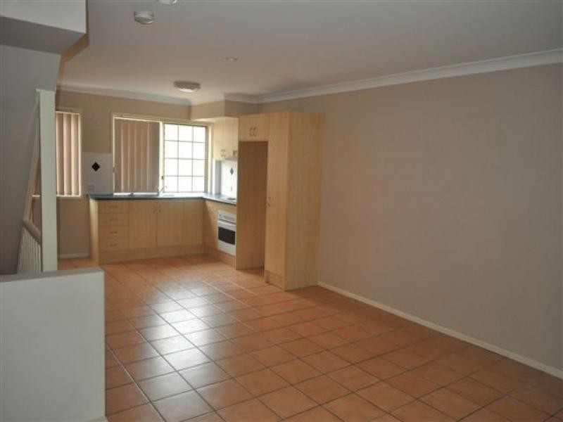 2/158 Stafford Road, Kedron QLD 4031