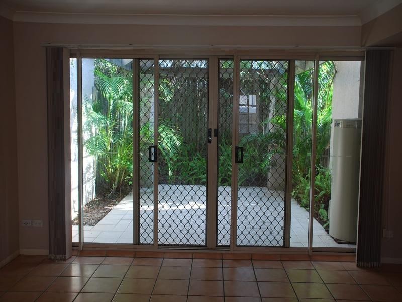 2/158 Stafford Road, Kedron QLD 4031