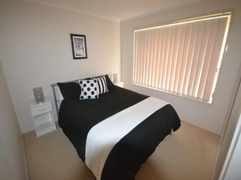 20 Tracey Street, Wynnum West QLD 4178