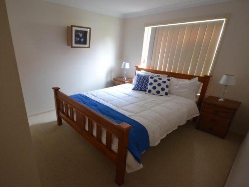 20 Tracey Street, Wynnum West QLD 4178