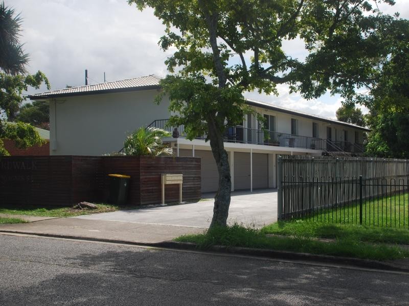 2/27-29 Agnes Street, Wynnum QLD 4178