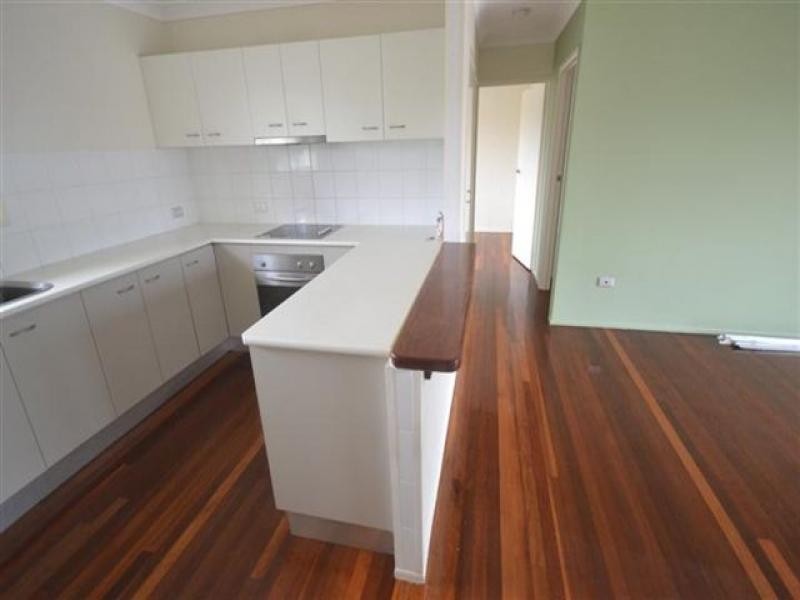2/27-29 Agnes Street, Wynnum QLD 4178
