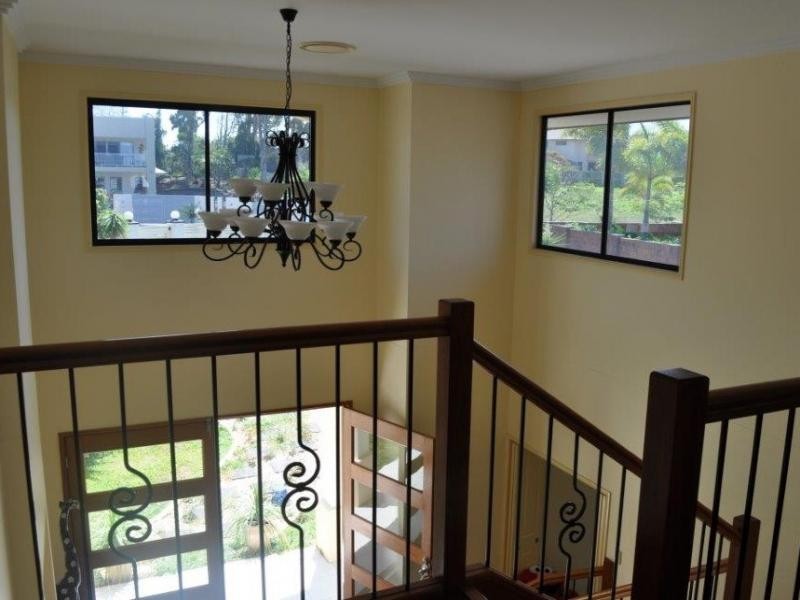 18 Alverna Close, Wynnum QLD 4178