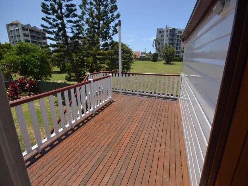57 Marine Parade, Redcliffe QLD 4020