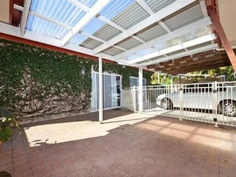 1/21 Makaha Drive, Birkdale QLD 4159