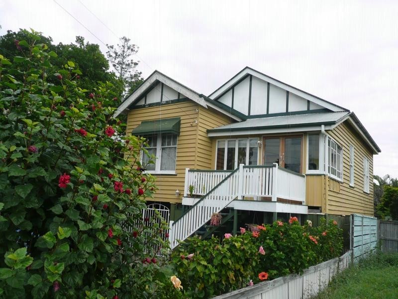 108 Gordon Parade, Manly QLD 4179
