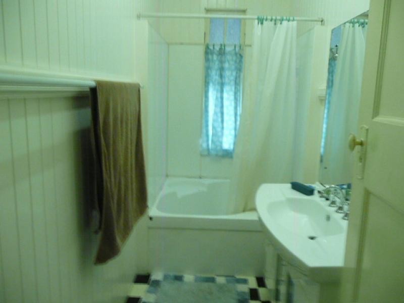 108 Gordon Parade, Manly QLD 4179