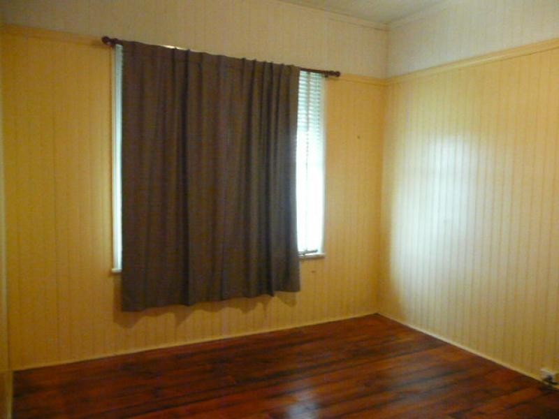 108 Gordon Parade, Manly QLD 4179