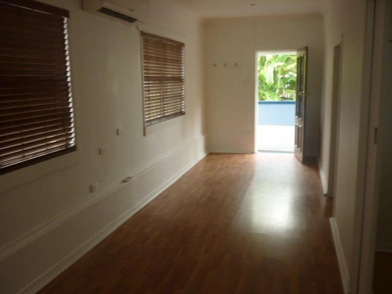 87 Adam Street, Wynnum QLD 4178