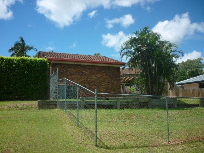4 Network Drive, Wynnum West QLD 4178