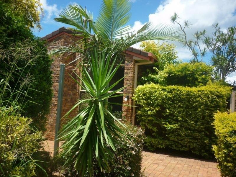 4 Network Drive, Wynnum West QLD 4178