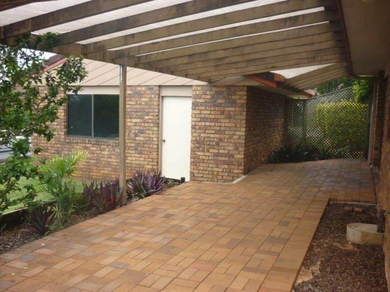 4 Network Drive, Wynnum West QLD 4178