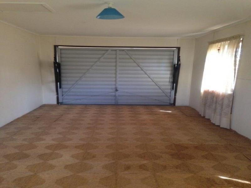 77 Radford Road, Manly West QLD 4179