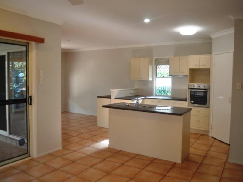 170 Hindes Street, Lota QLD 4179