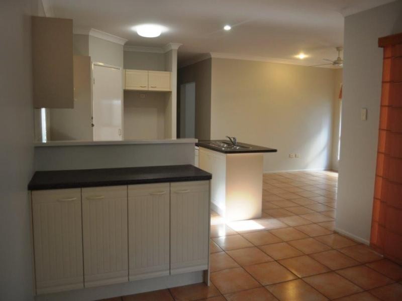 170 Hindes Street, Lota QLD 4179