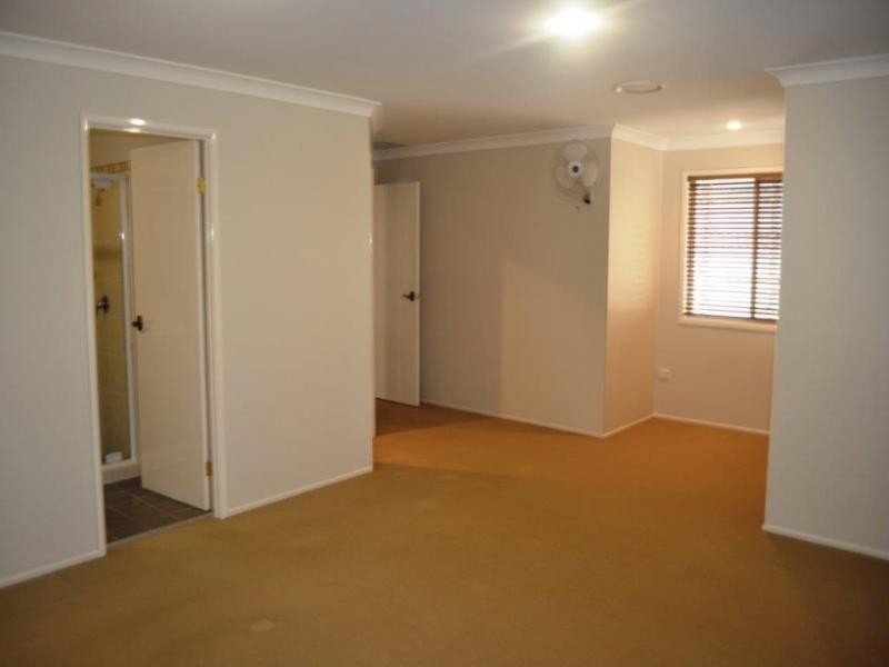 170 Hindes Street, Lota QLD 4179