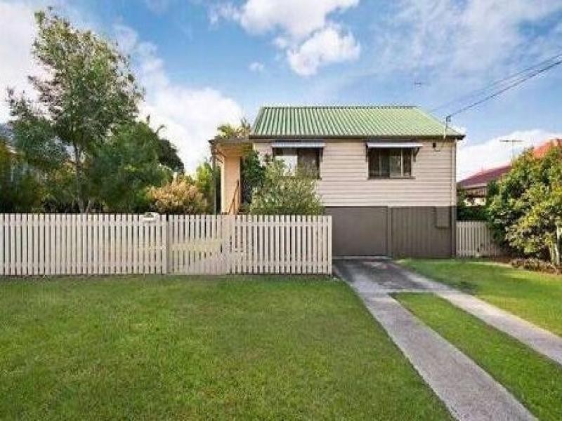 7 Violet Street, Wynnum QLD 4178