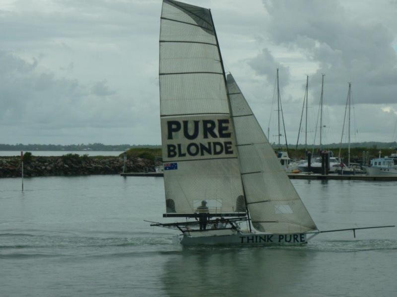 90 Gordon Parade, Manly QLD 4179